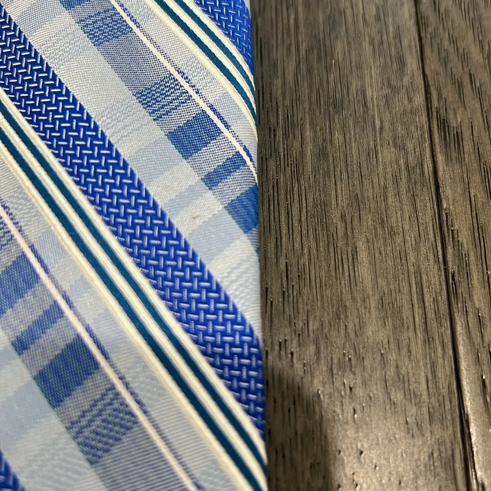 Mens Bachrach Roy/baby blue silk Tie
